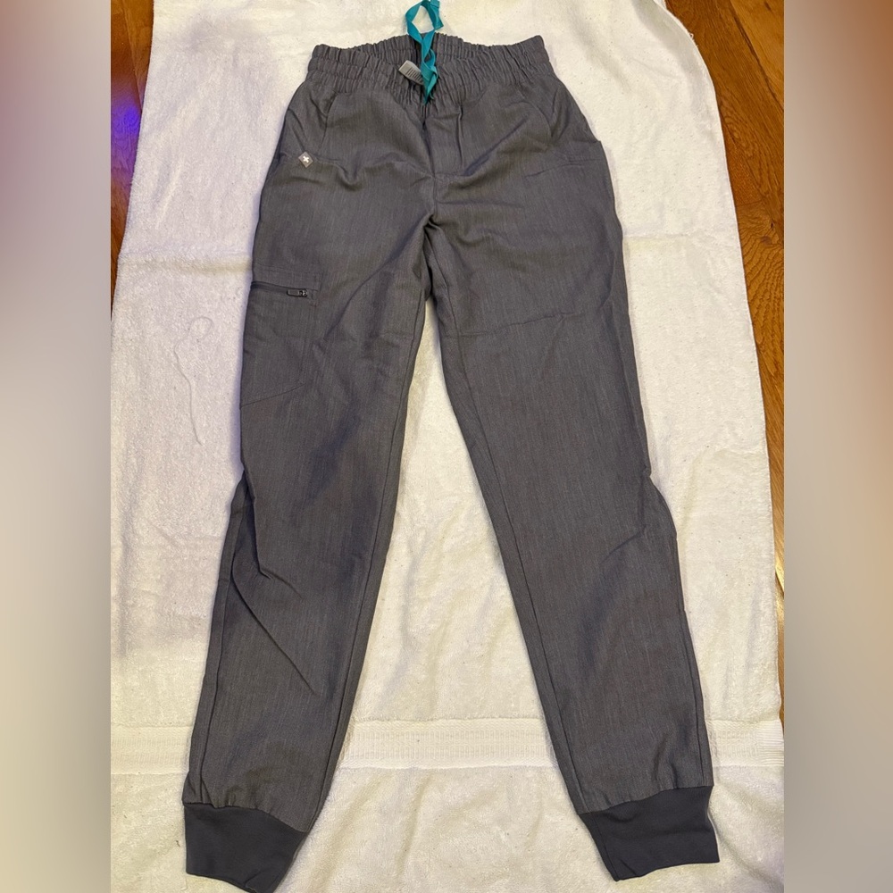 Figs Women’s scrubs pants Sz XS - Picture 2 of 8